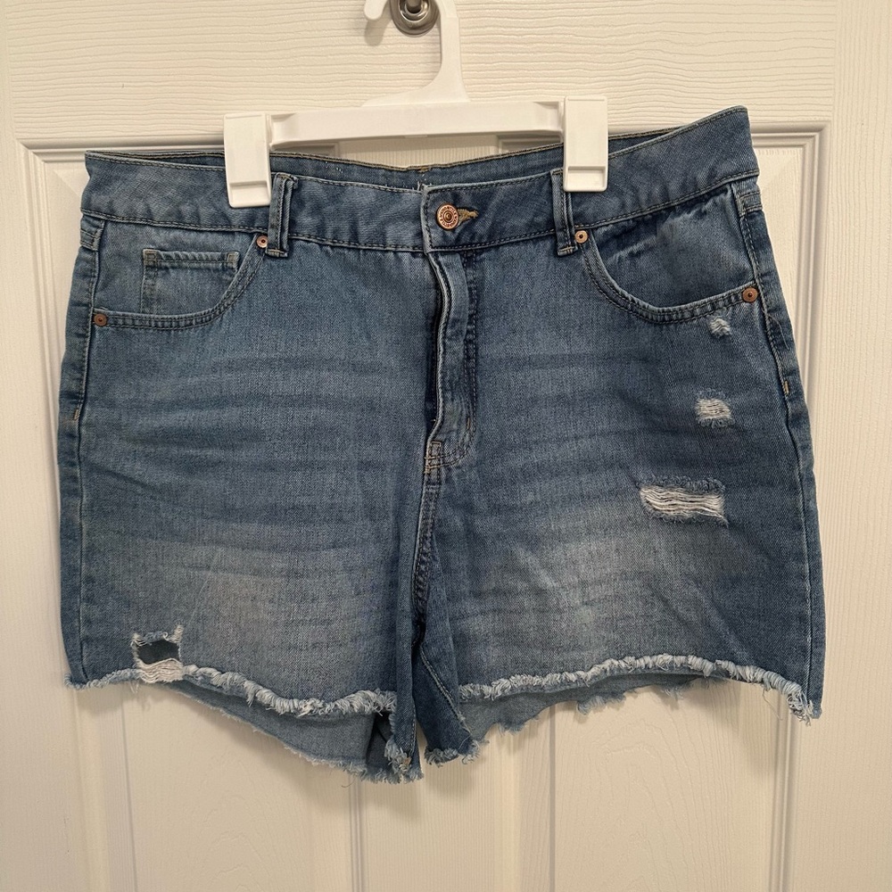 Sound Style jean shorts